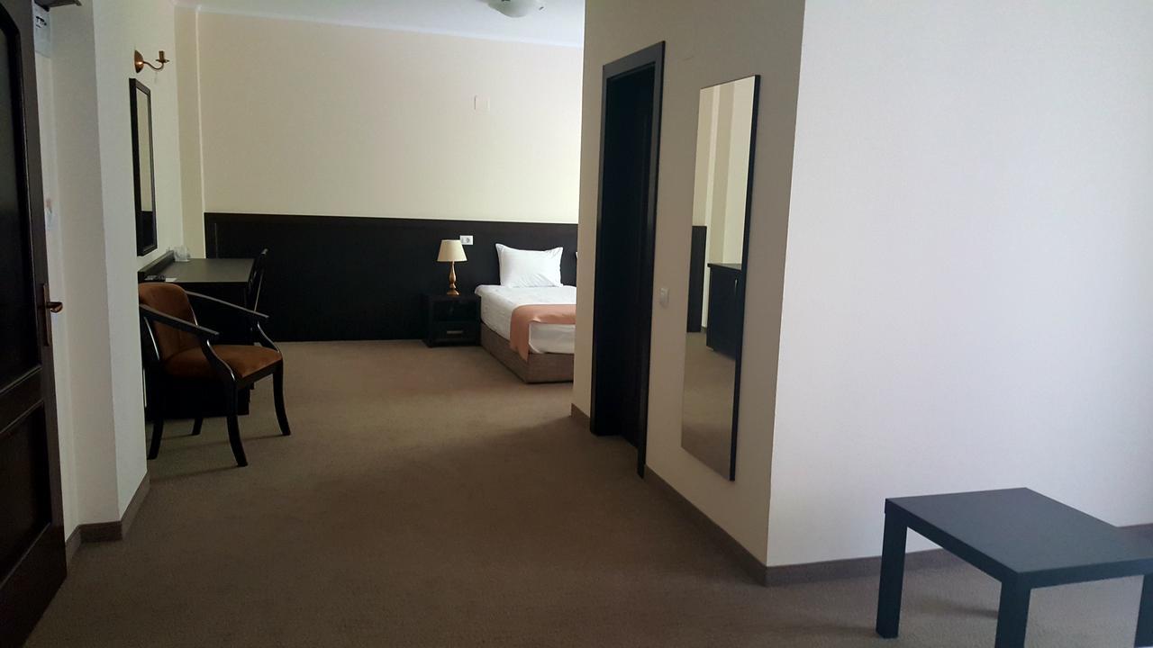 Flori De Mar Hotel Almafatelep Kültér fotó