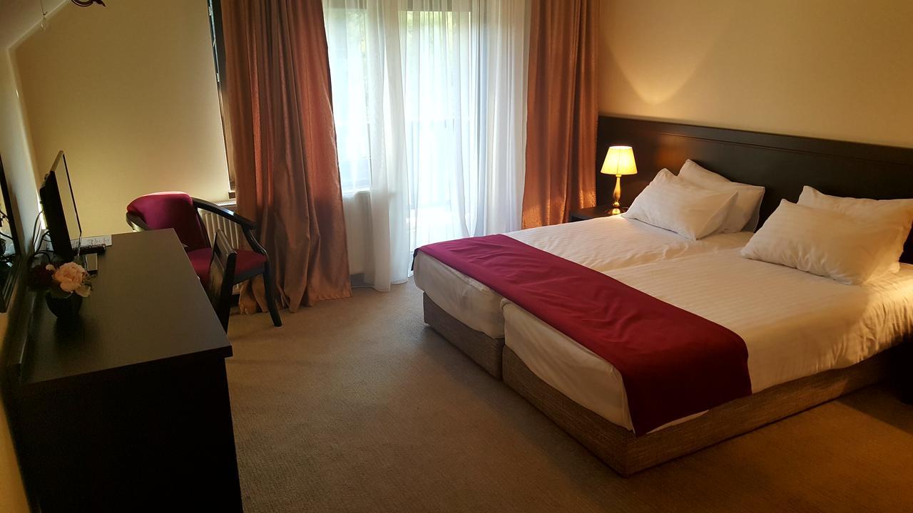 Flori De Mar Hotel Almafatelep Kültér fotó