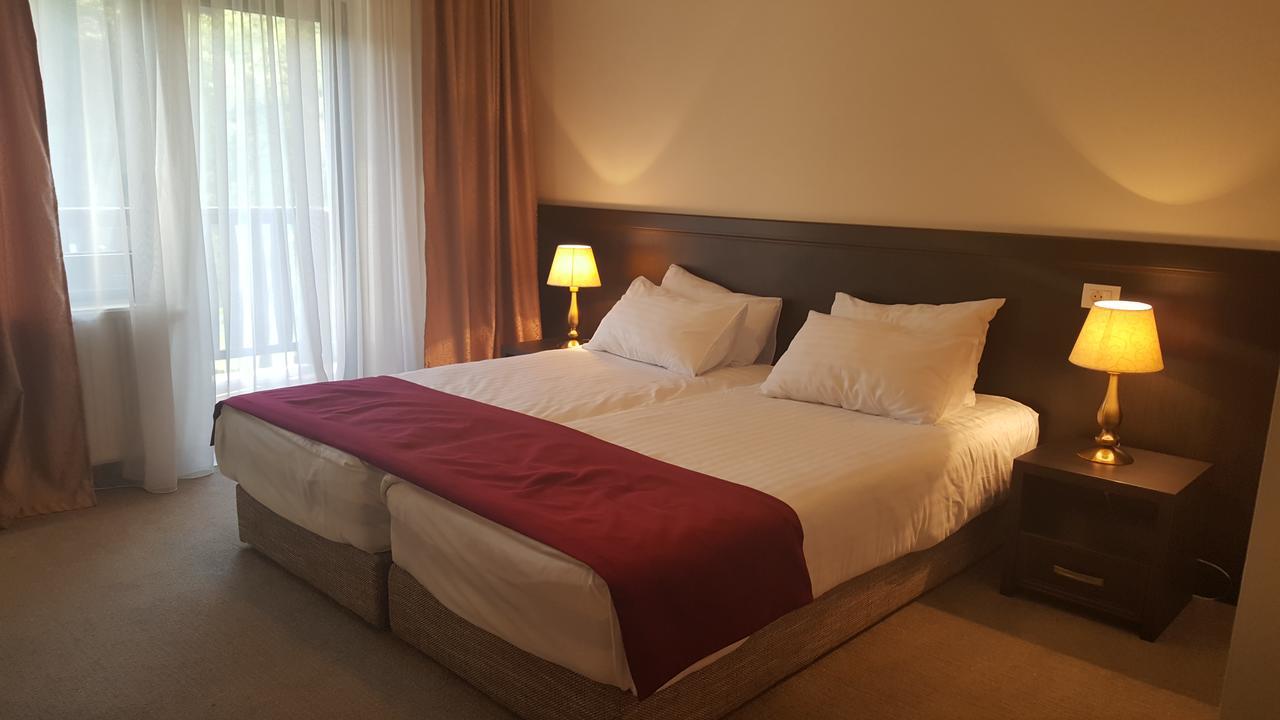 Flori De Mar Hotel Almafatelep Kültér fotó