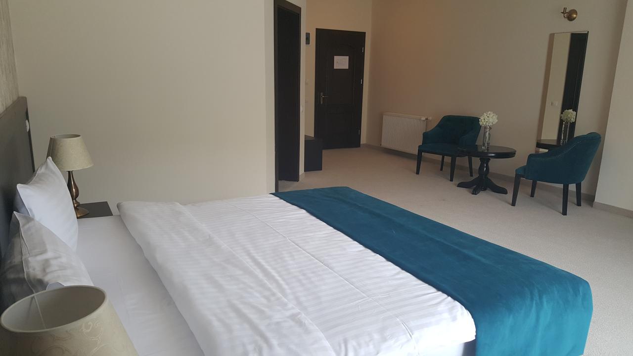 Flori De Mar Hotel Almafatelep Kültér fotó
