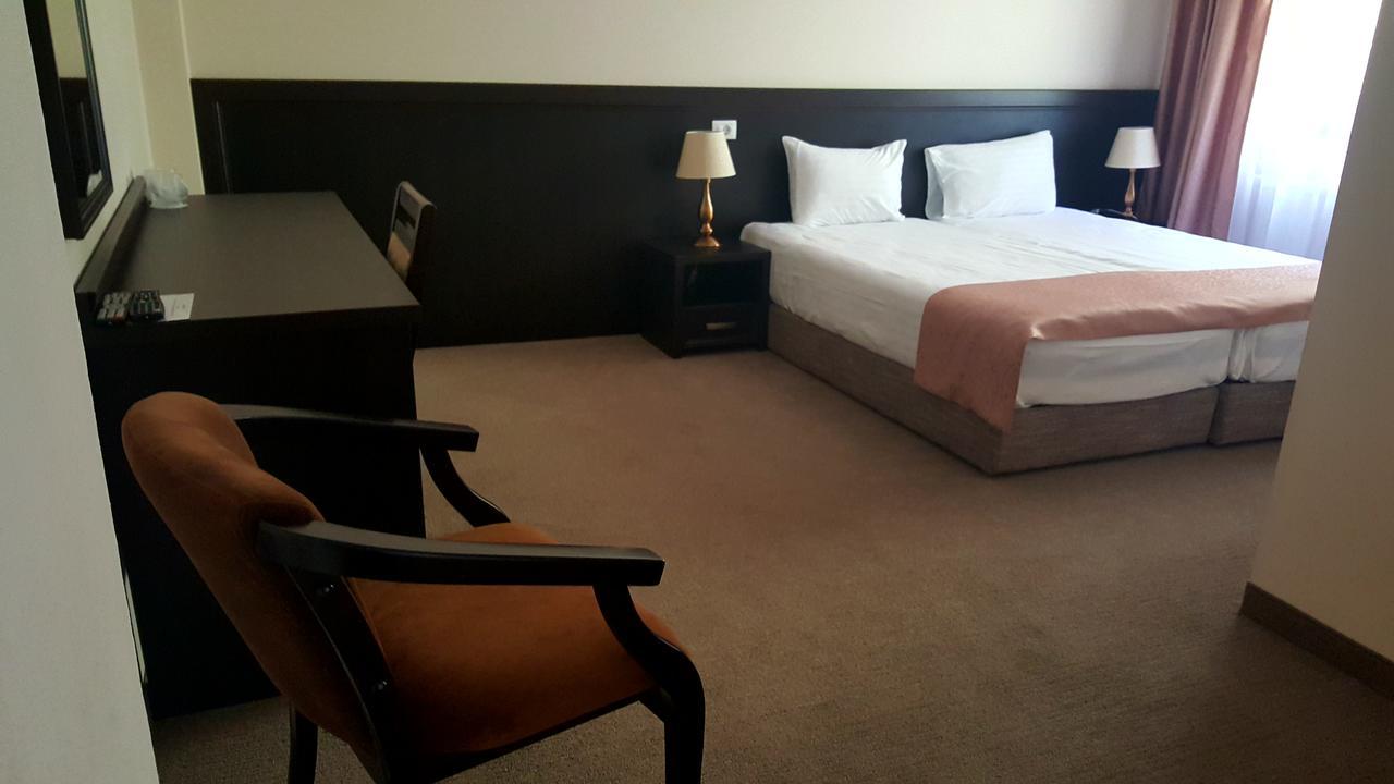 Flori De Mar Hotel Almafatelep Kültér fotó